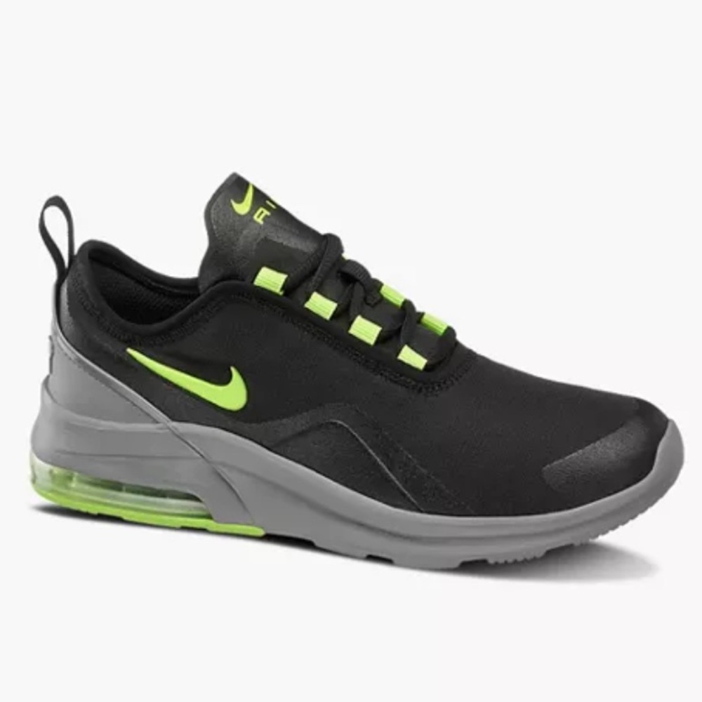 Nike Air Max Motion size 2 youth